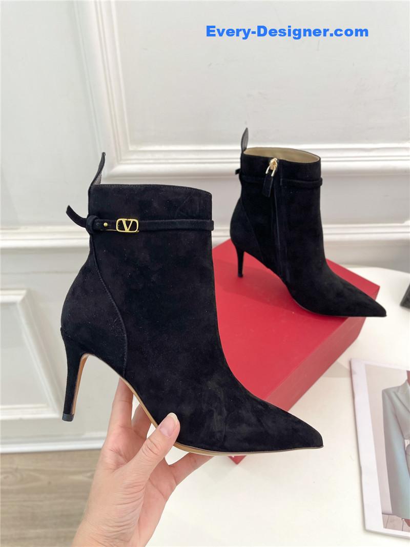 Va1e*ntin0 new high heel nude boots