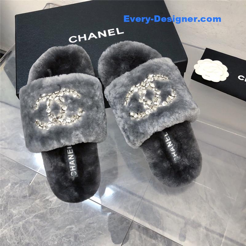 CC fur slippers