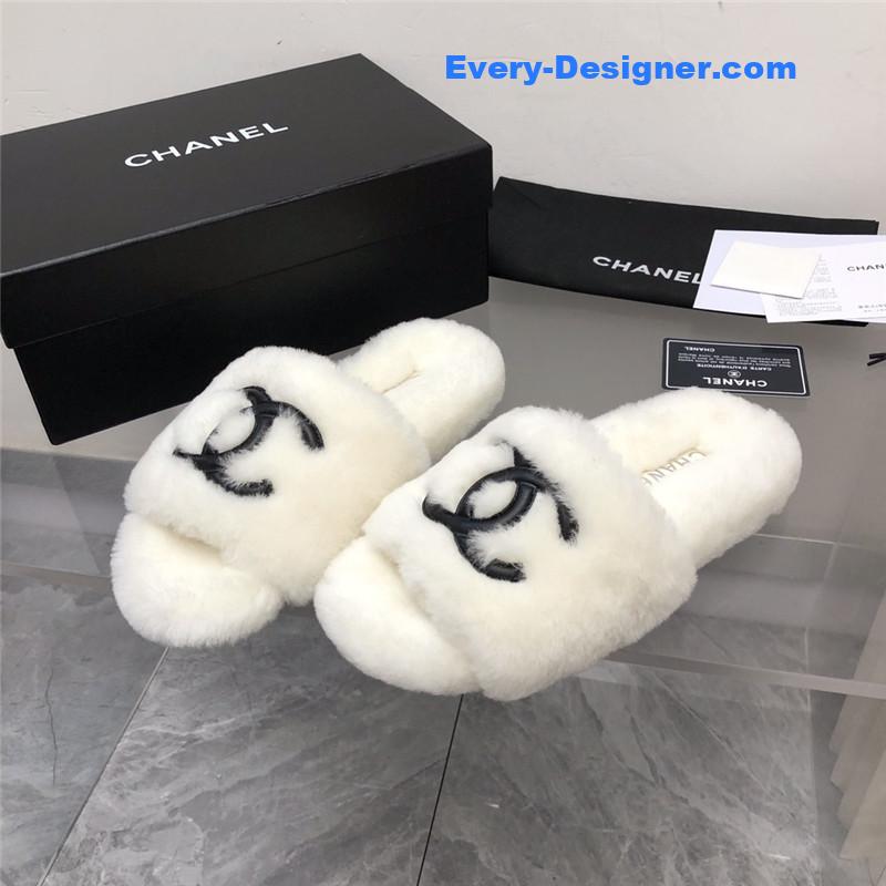 CC fur slippers