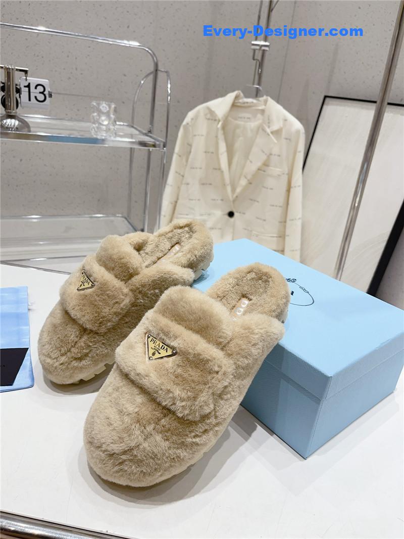 Pra*a autumn winter fur slippers