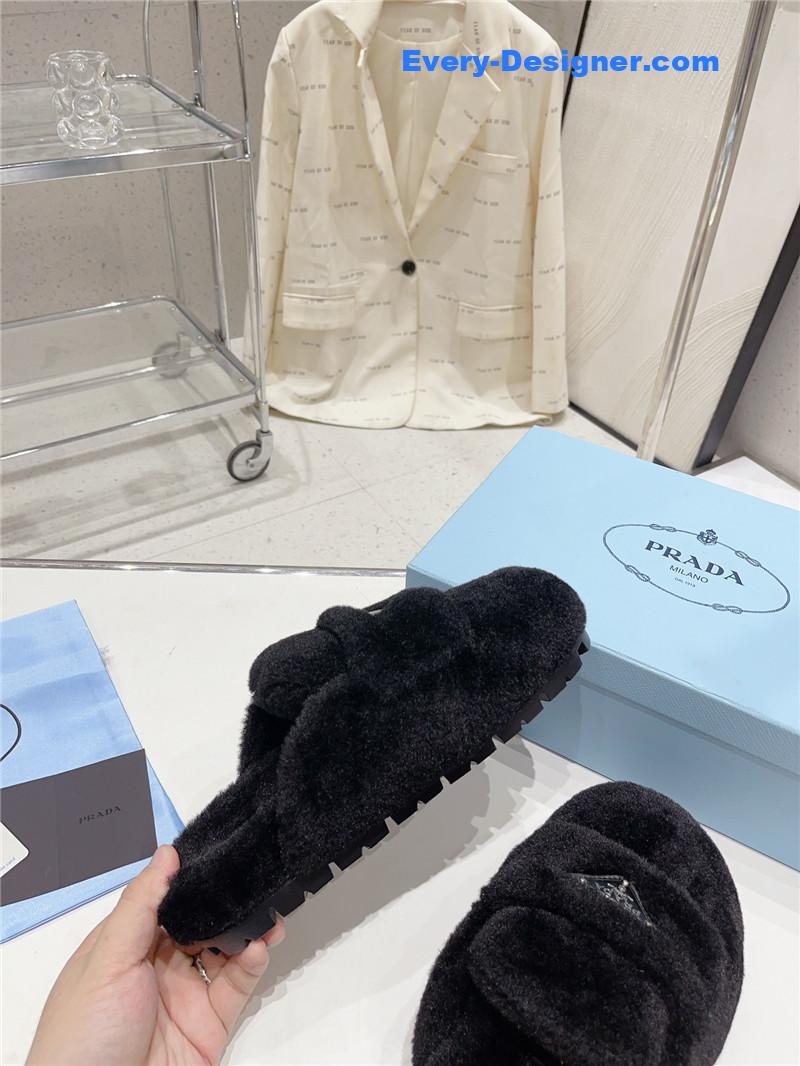 Pra*a autumn winter fur slippers