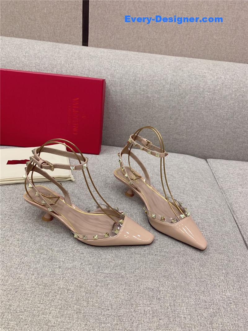 Va1e*ntin0 new rivet kitten heel sandals