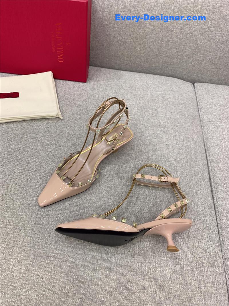 Va1e*ntin0 new rivet kitten heel sandals