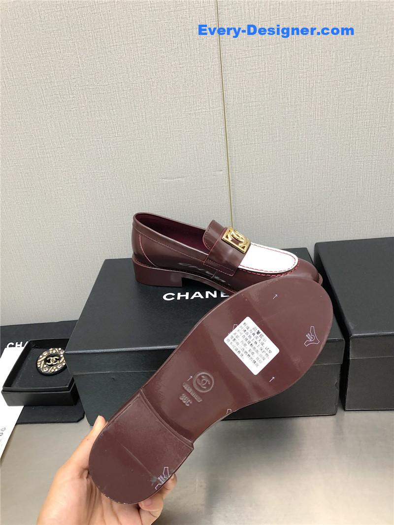 CC chunky heel round toe shoes