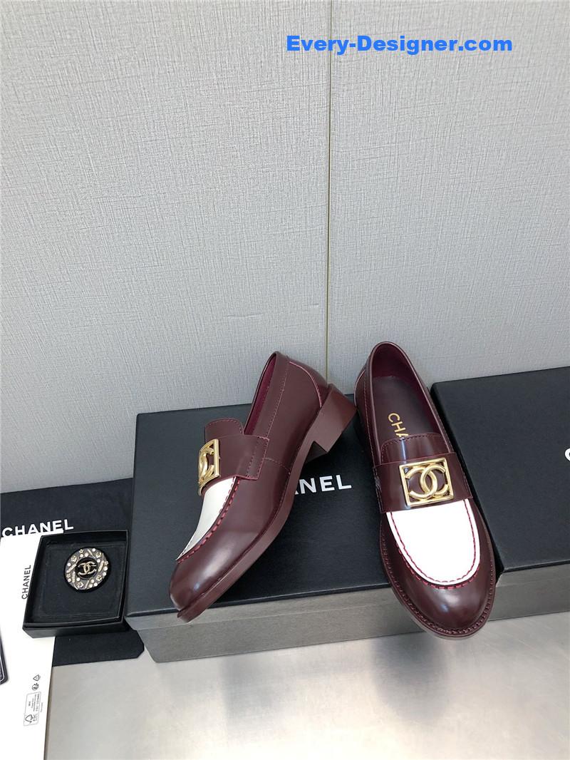 CC chunky heel round toe shoes