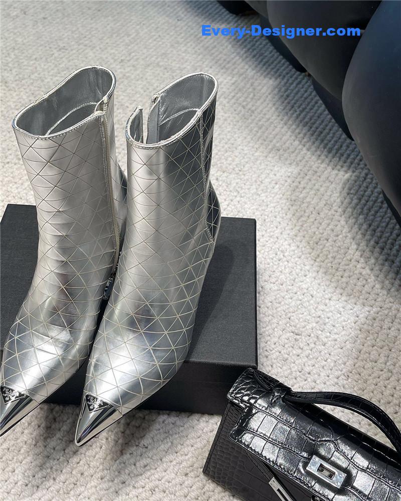 Pra*a catwalk catwalk series leather boots