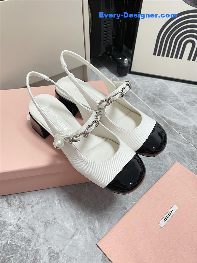 M1um1u chunky heel chain pearl pearl mary jane shoes