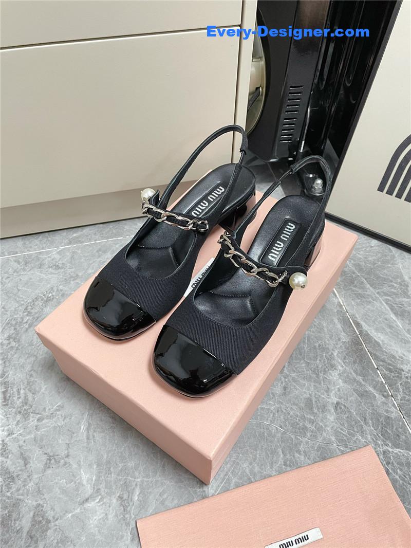 M1um1u chunky heel chain pearl pearl mary jane shoes