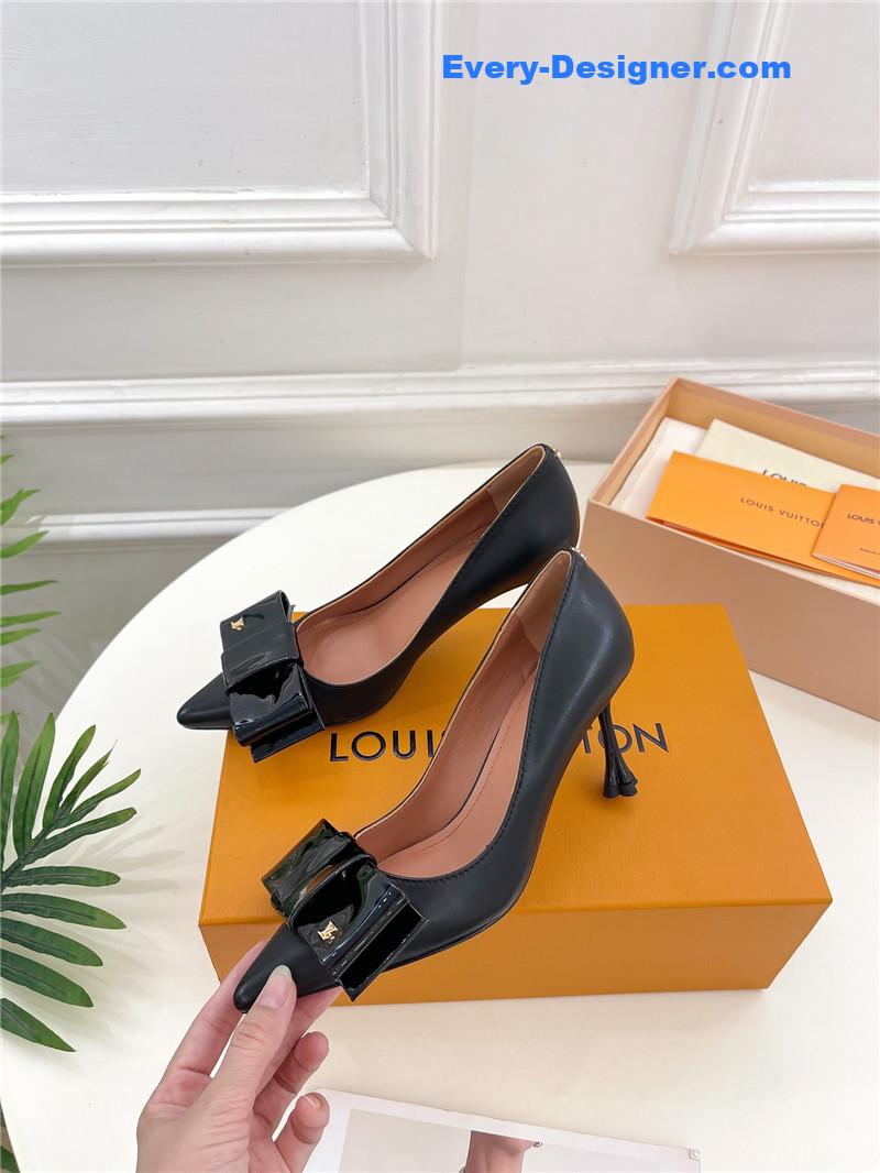 l0vis Vvtt0n lv bowknot pointed shoes