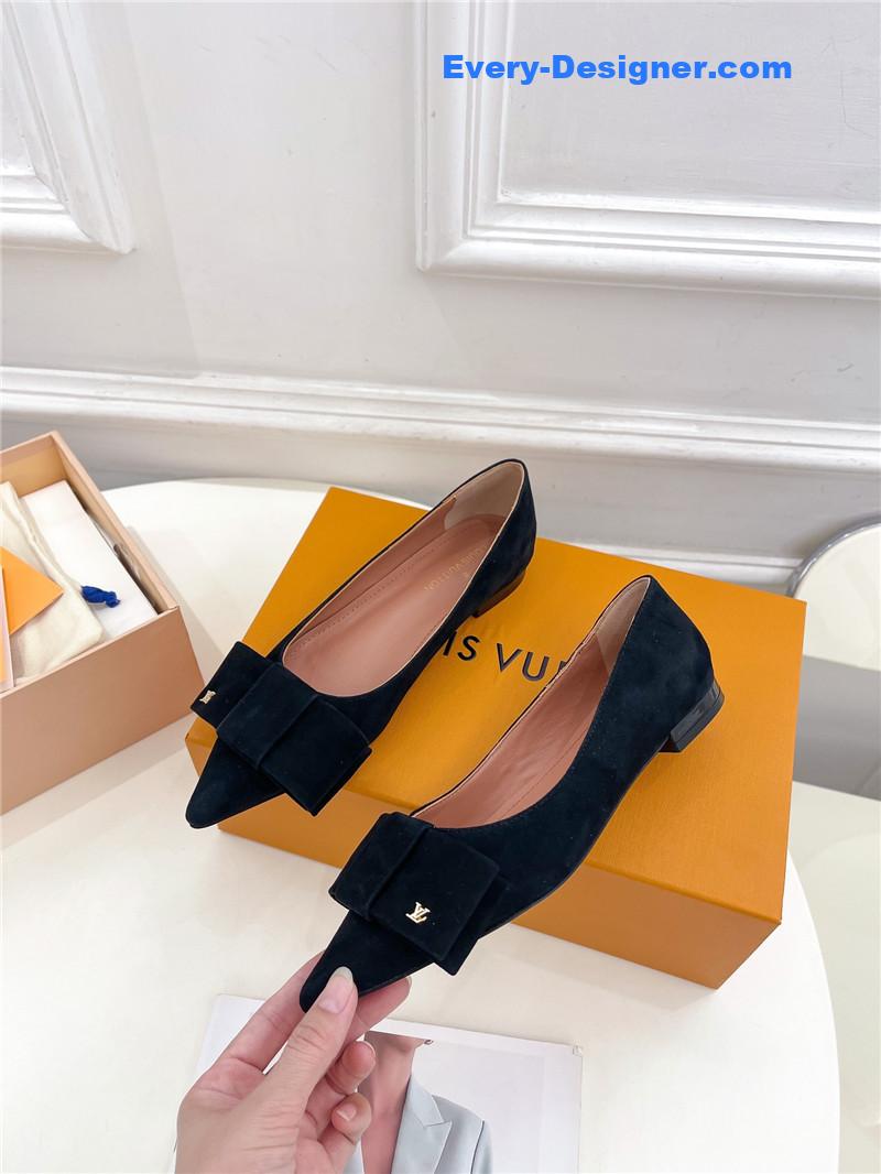 l0vis Vvtt0n lv bowknot pointed shoes