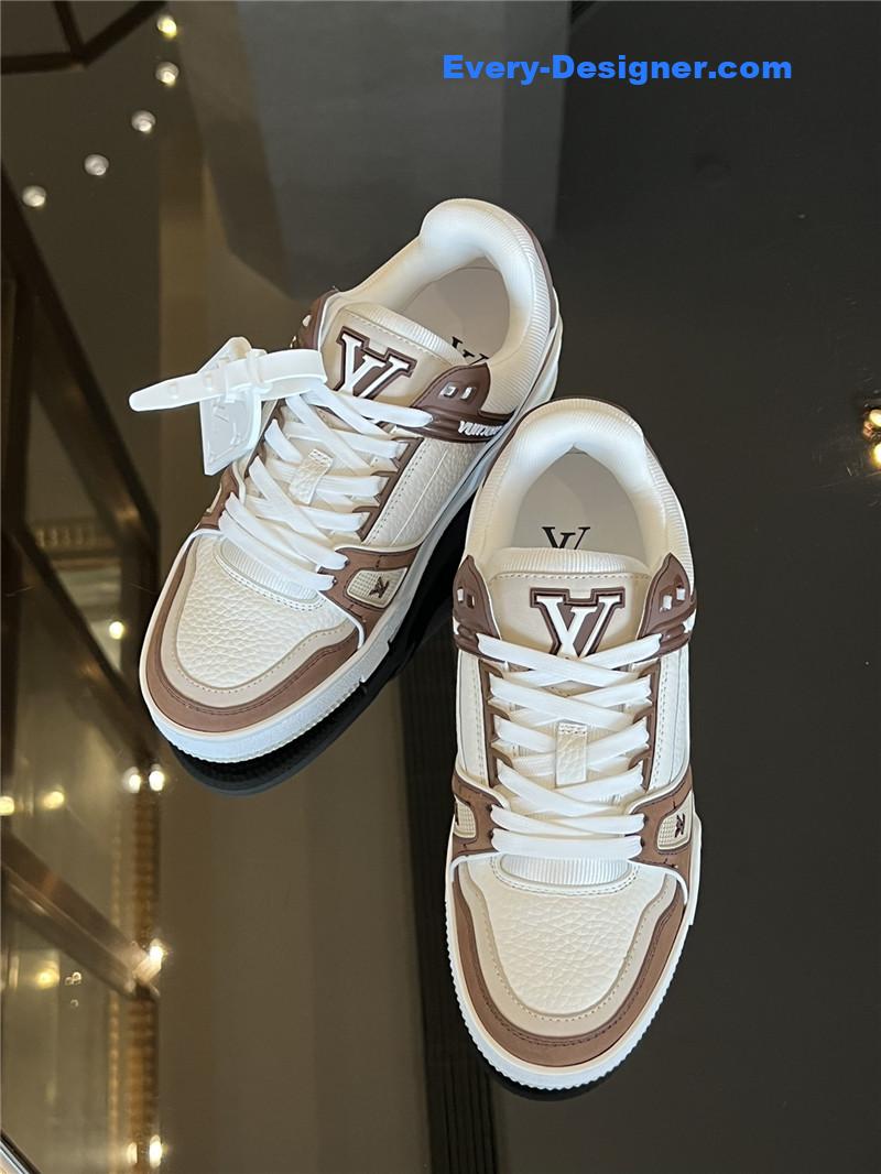 l0vis Vvtt0n lv time out sneakers