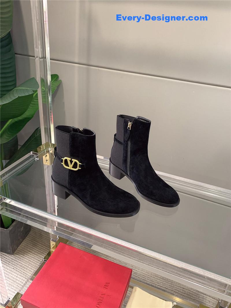 Va1e*ntin0 new v buckle high-heeled ankle boots