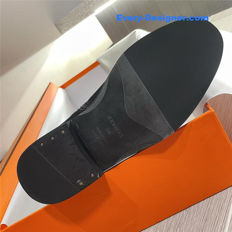 H**me5 kelly buckle martin boots