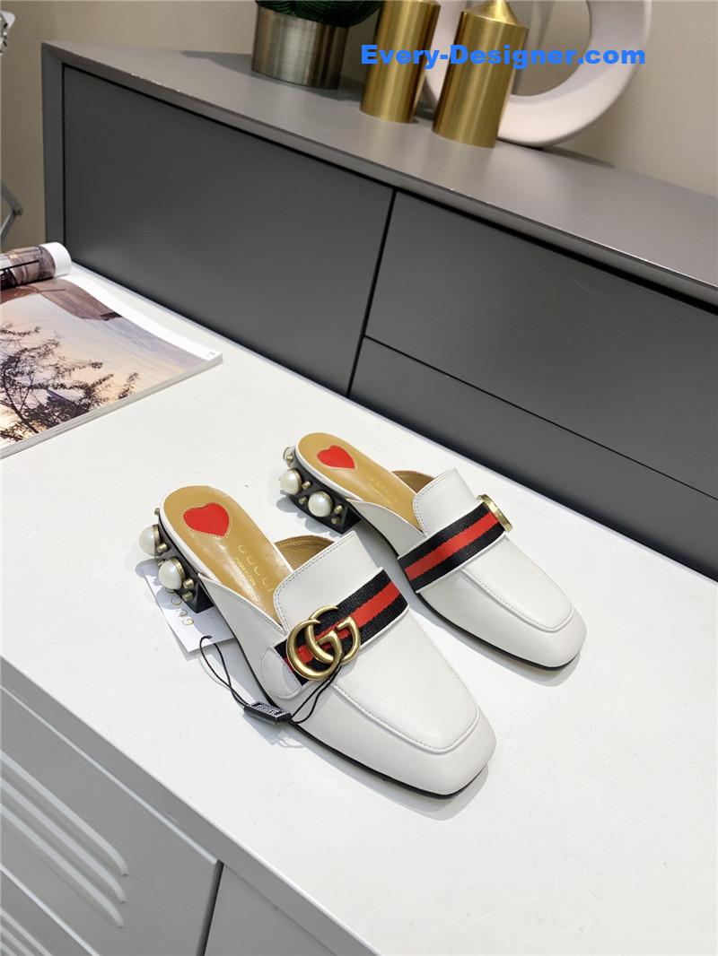 Gvc*1 pearl heel half slippers