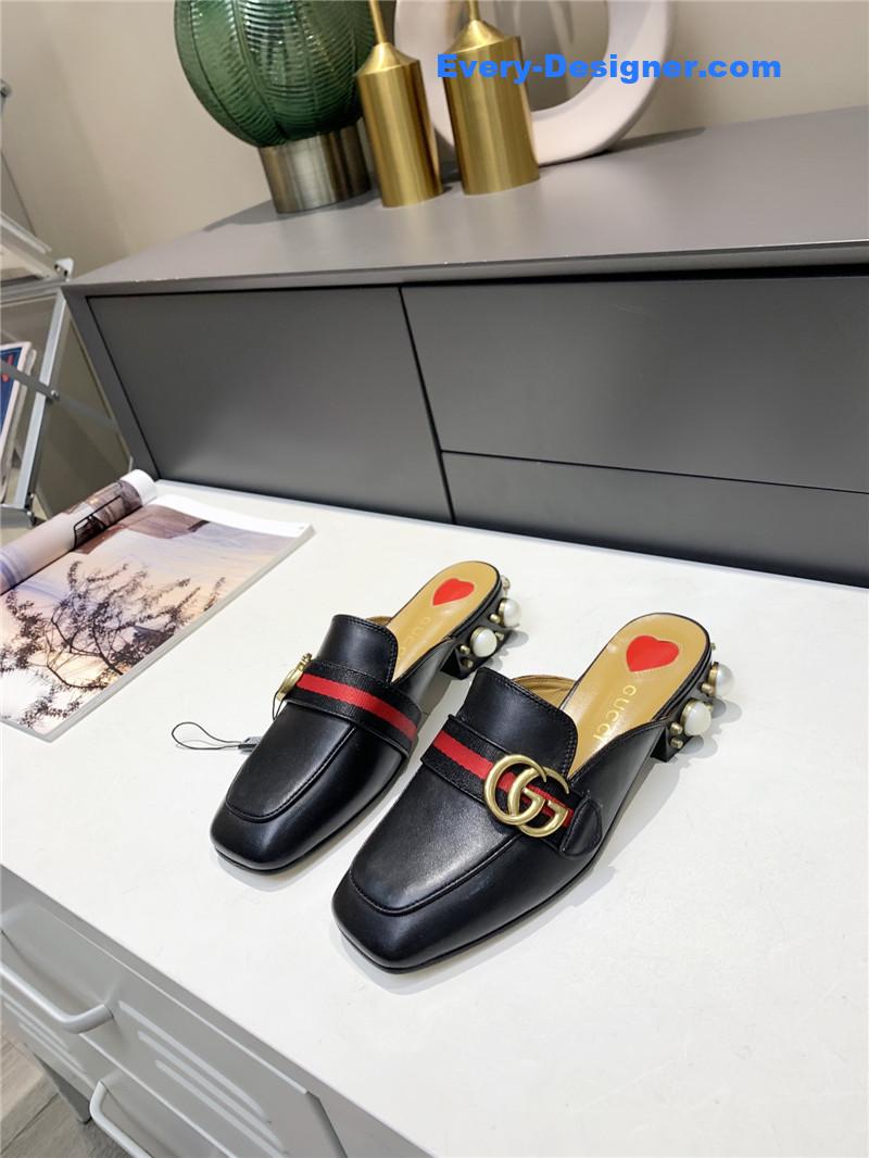 Gvc*1 pearl heel half slippers