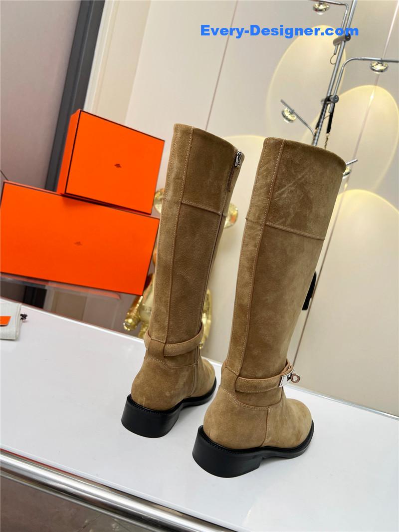 H**me5 new classic boots