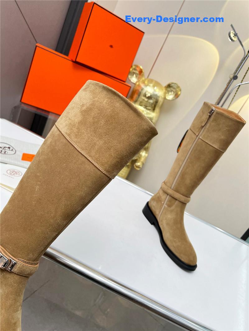 H**me5 new classic boots