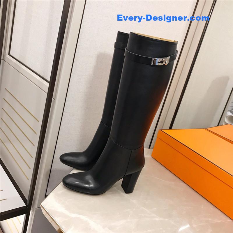 H**me5 new classic boots