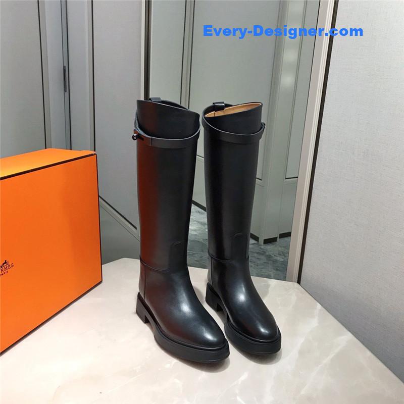 H**me5 new classic boots
