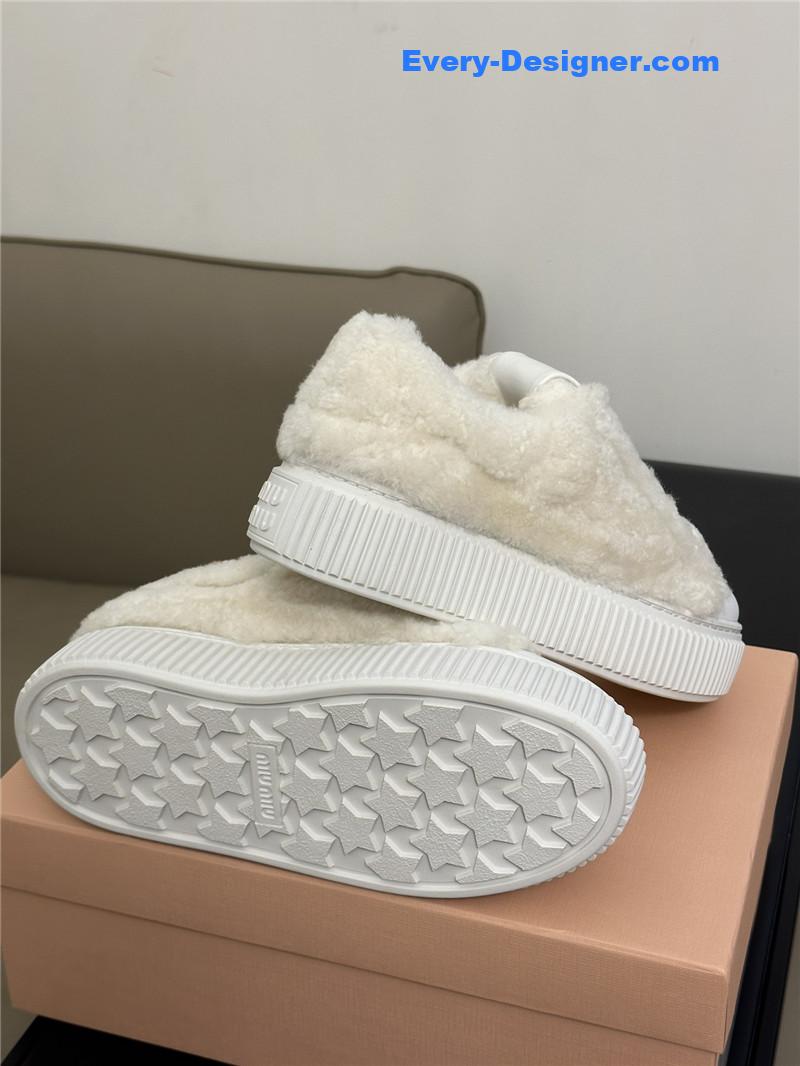 M1um1u autumn and winter lamb wool series sneakers