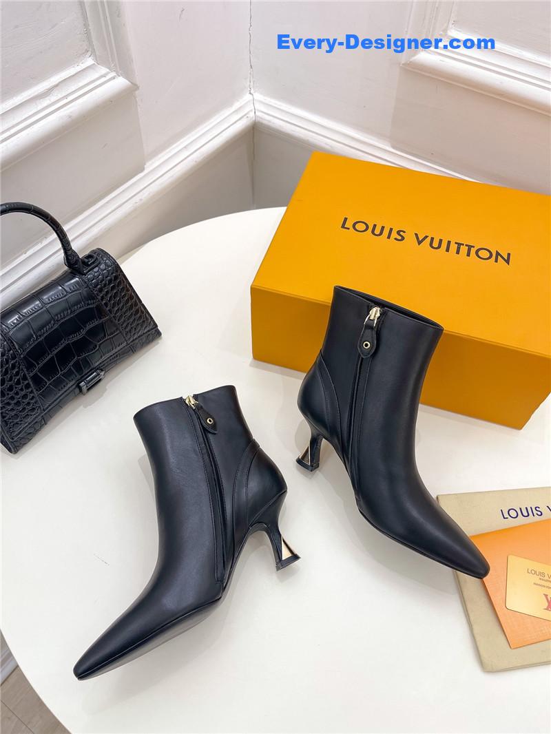 l0vis Vvtt0n lv small square toe metal heel boots