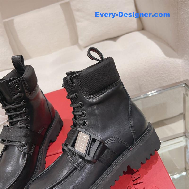 Va1e*ntin0 lace-up martin boots