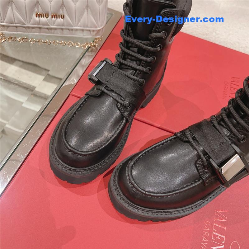 Va1e*ntin0 lace-up martin boots