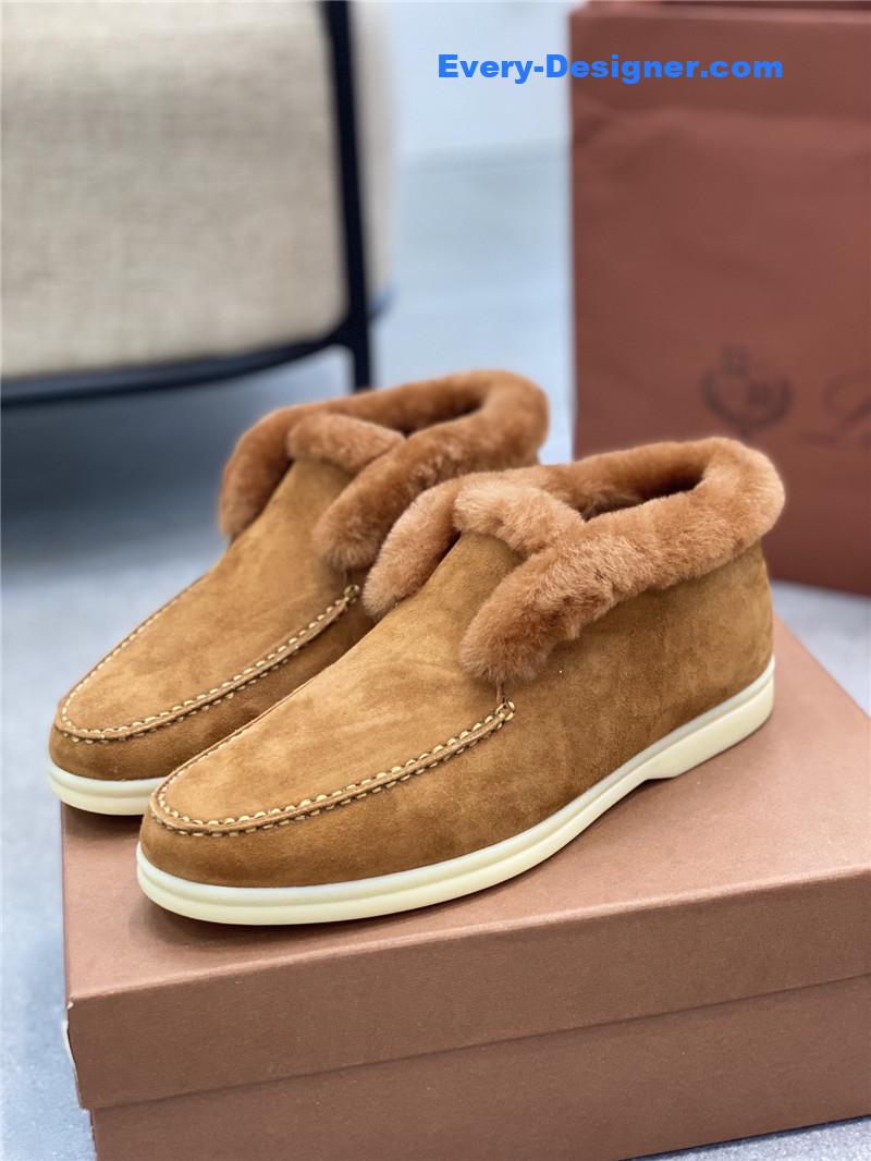 L0r0 P1ana new snow boots