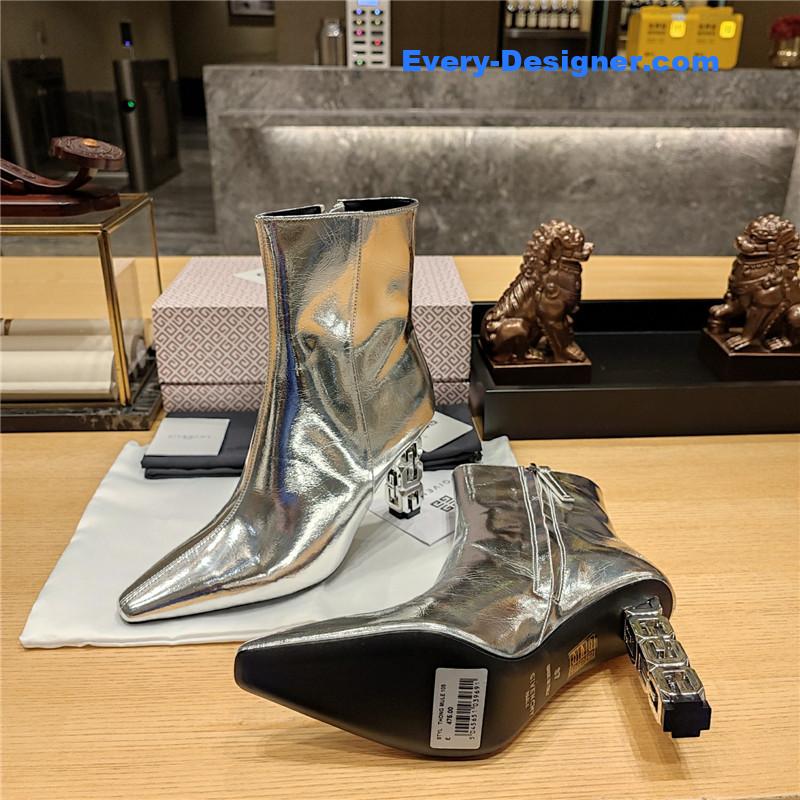 Givenchy G heel small square toe short boots