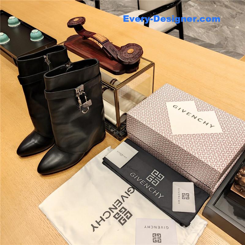 Givenchy cropped leg boots