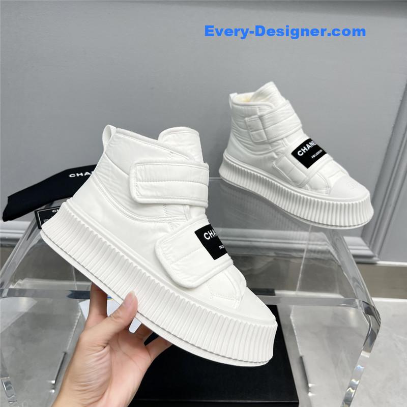 CC new casual sports style bread shoes
