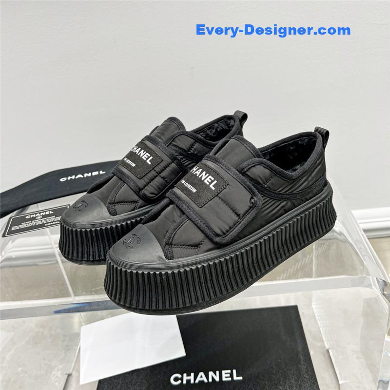 CC new casual sports style bread shoes