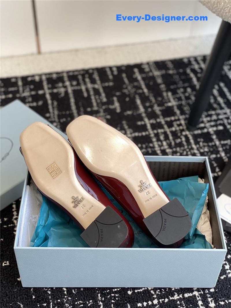 Pra*a autumn and winter classic color matching shoes
