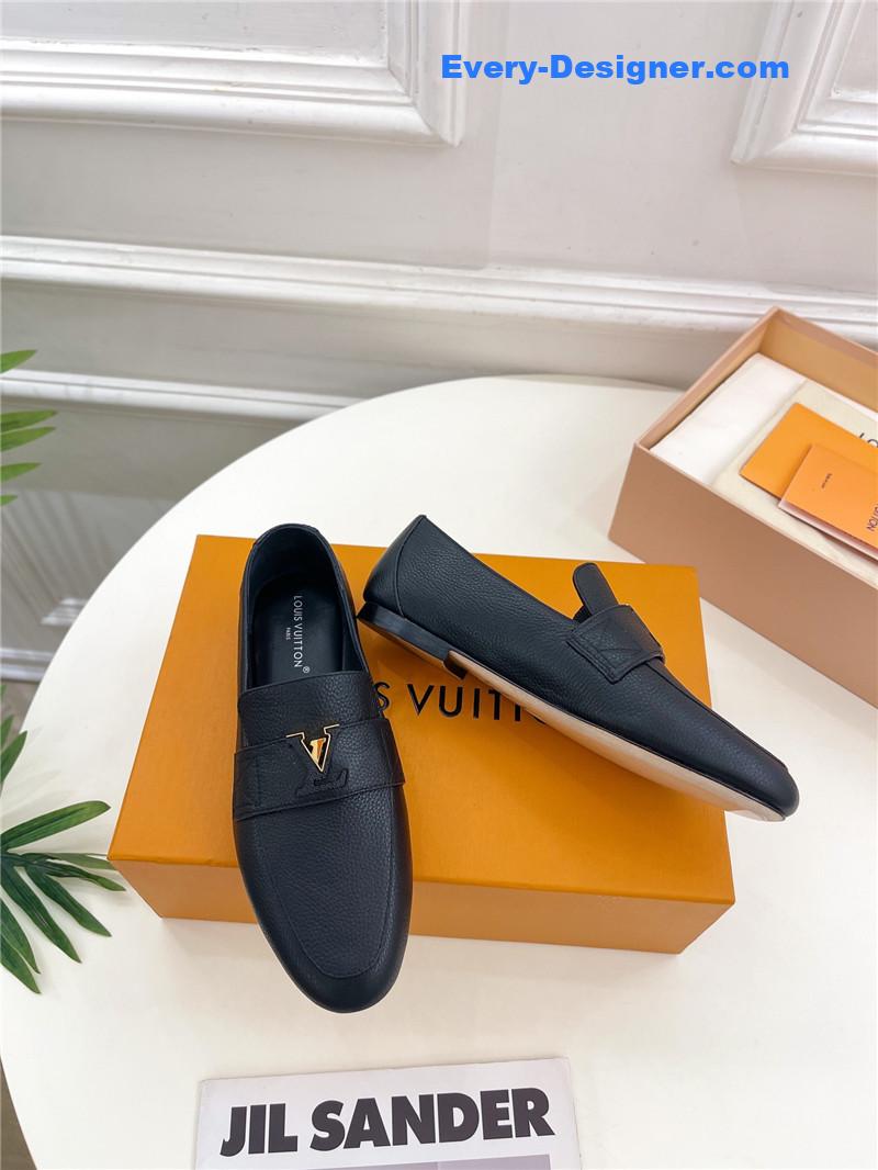 l0vis Vvtt0n lv new flat loafers