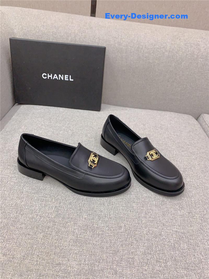 CC new flat loafers