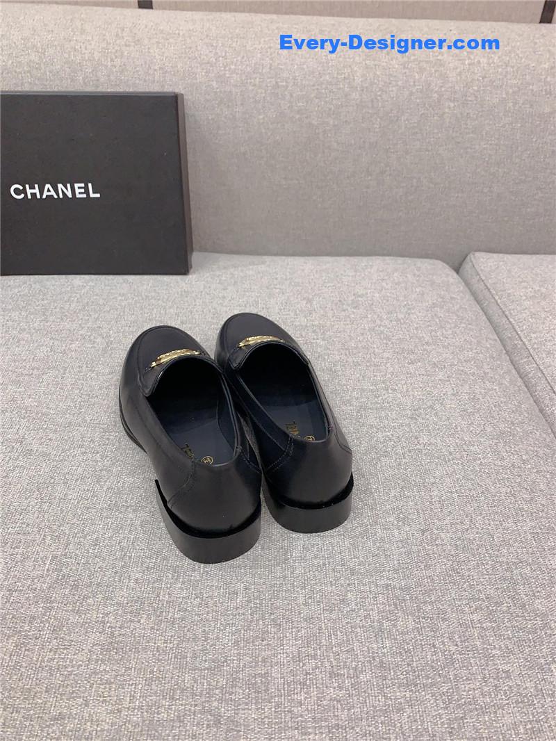 CC new flat loafers