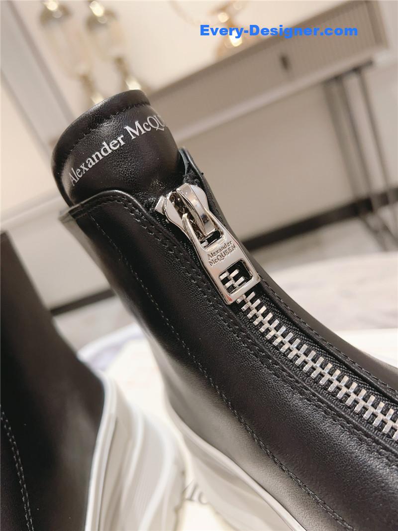 a1exa*der Mcqv*en front zip booties