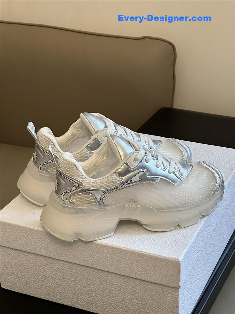 D10r vibe series presbyopic sneakers