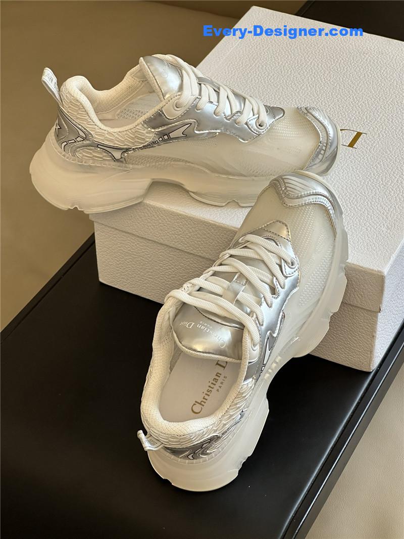 D10r vibe series presbyopic sneakers