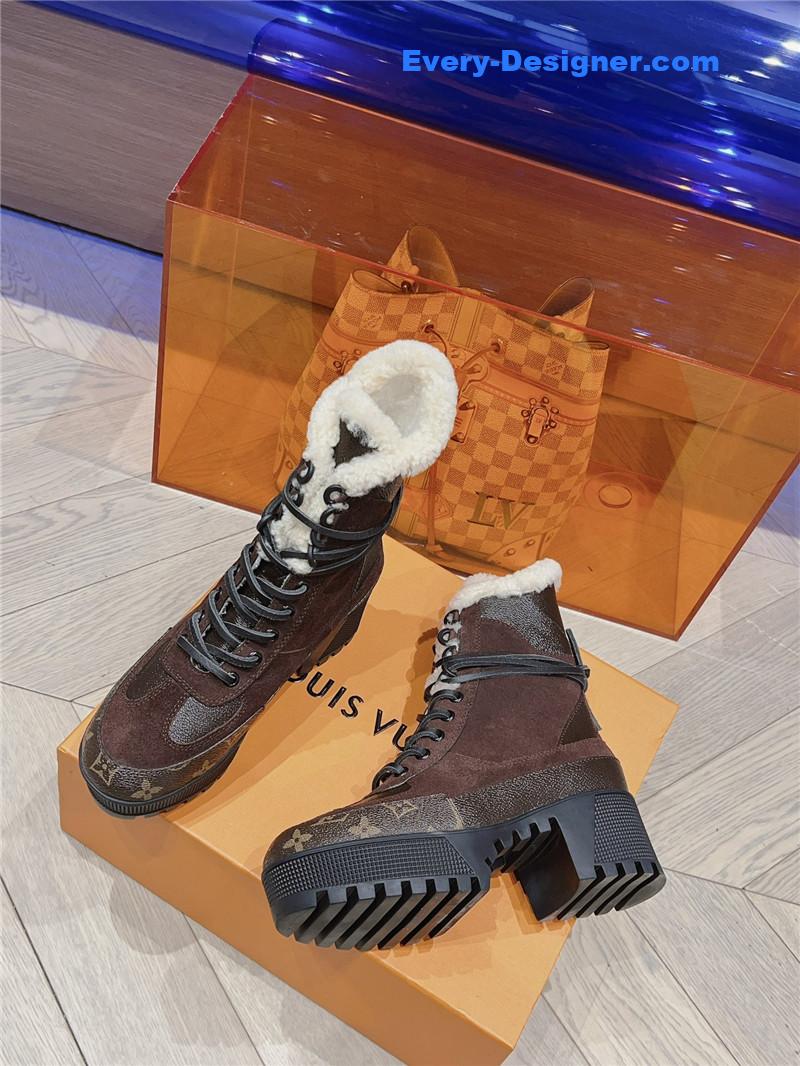 l0vis Vvtt0n lv classic high heel martin boots