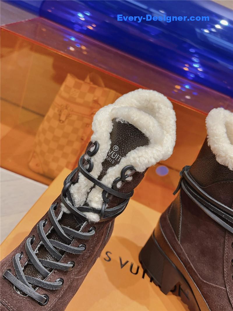 l0vis Vvtt0n lv classic high heel martin boots