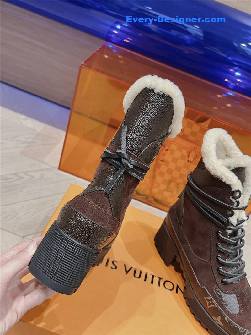 l0vis Vvtt0n lv classic high heel martin boots