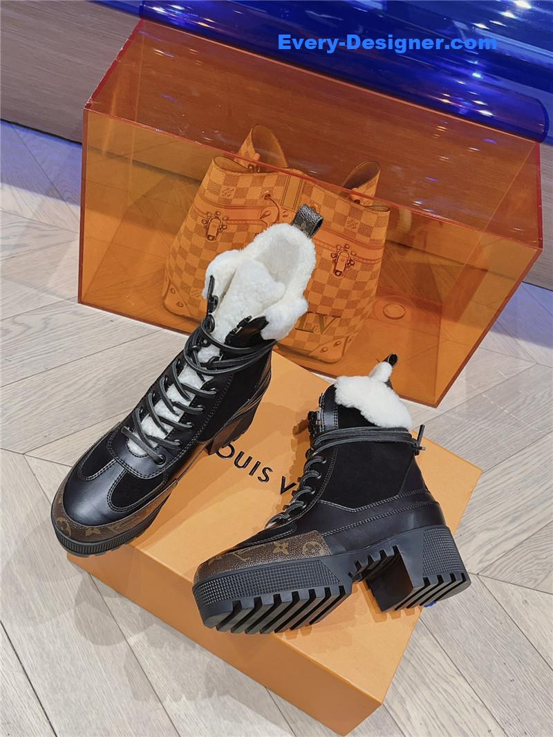 l0vis Vvtt0n lv classic high heel martin boots