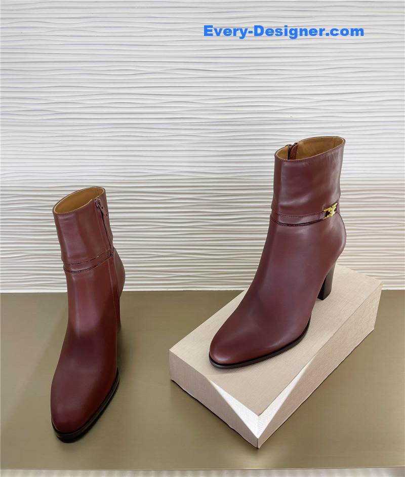 Ce1i*e padded sheepskin bronzing logo short boots
