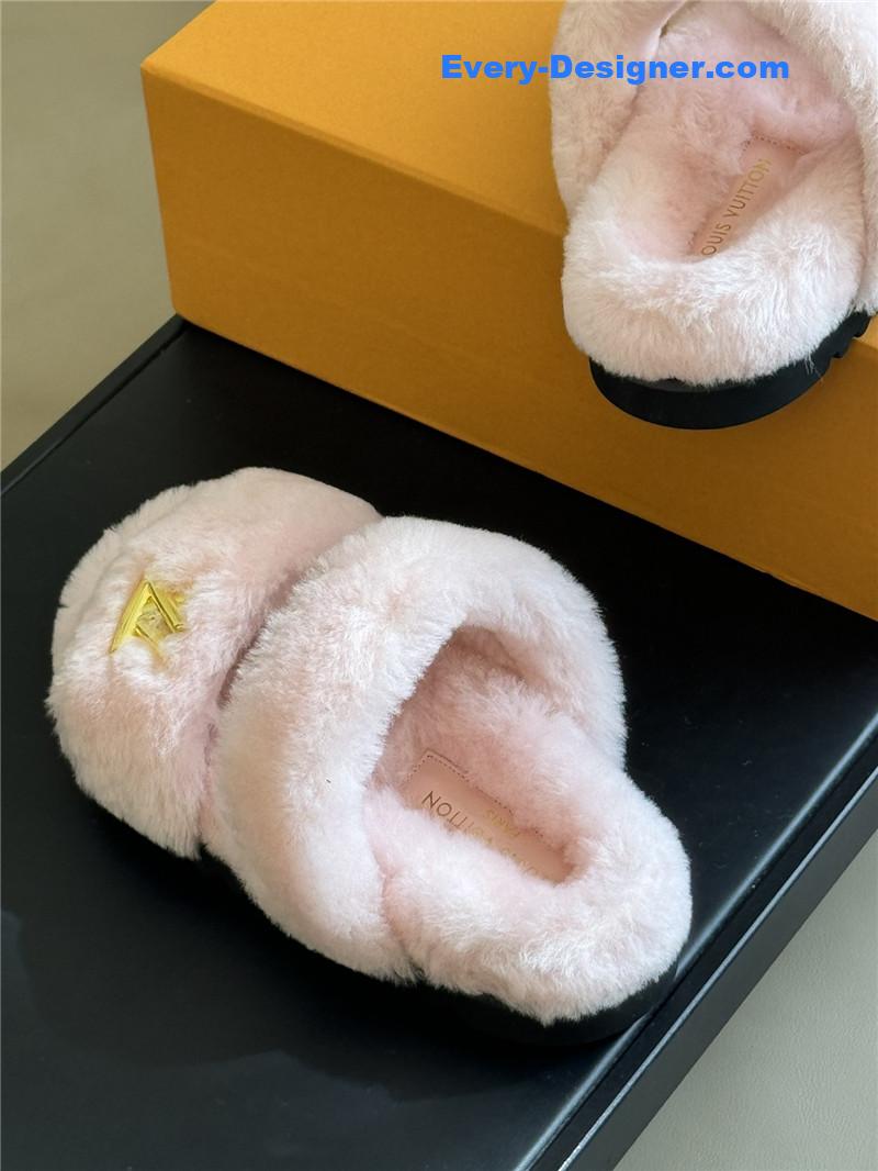 l0vis Vvtt0n lv new wool slippers