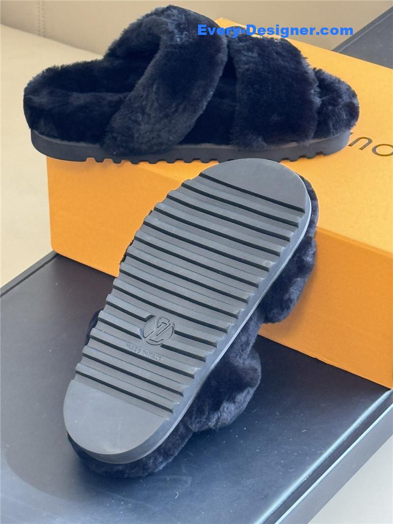 l0vis Vvtt0n lv new wool slippers