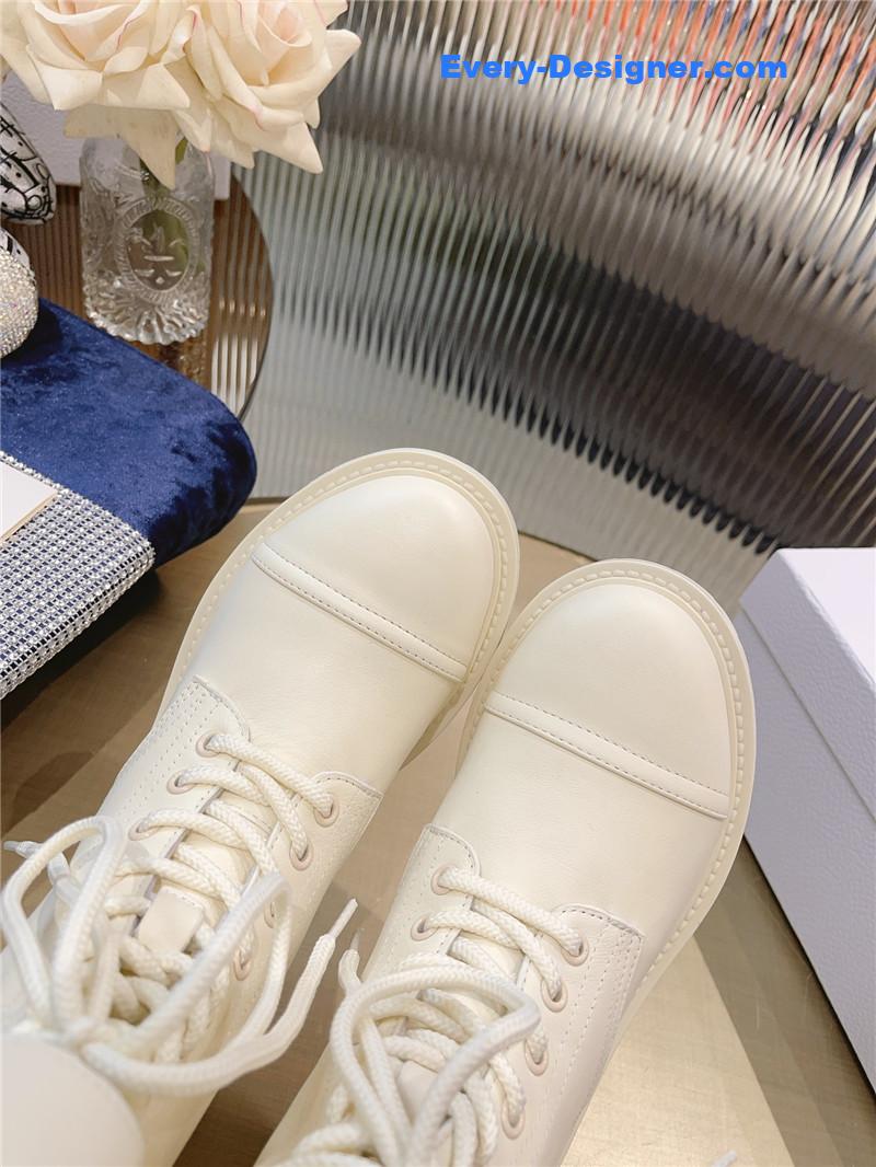 D10r catwalk new martin boots