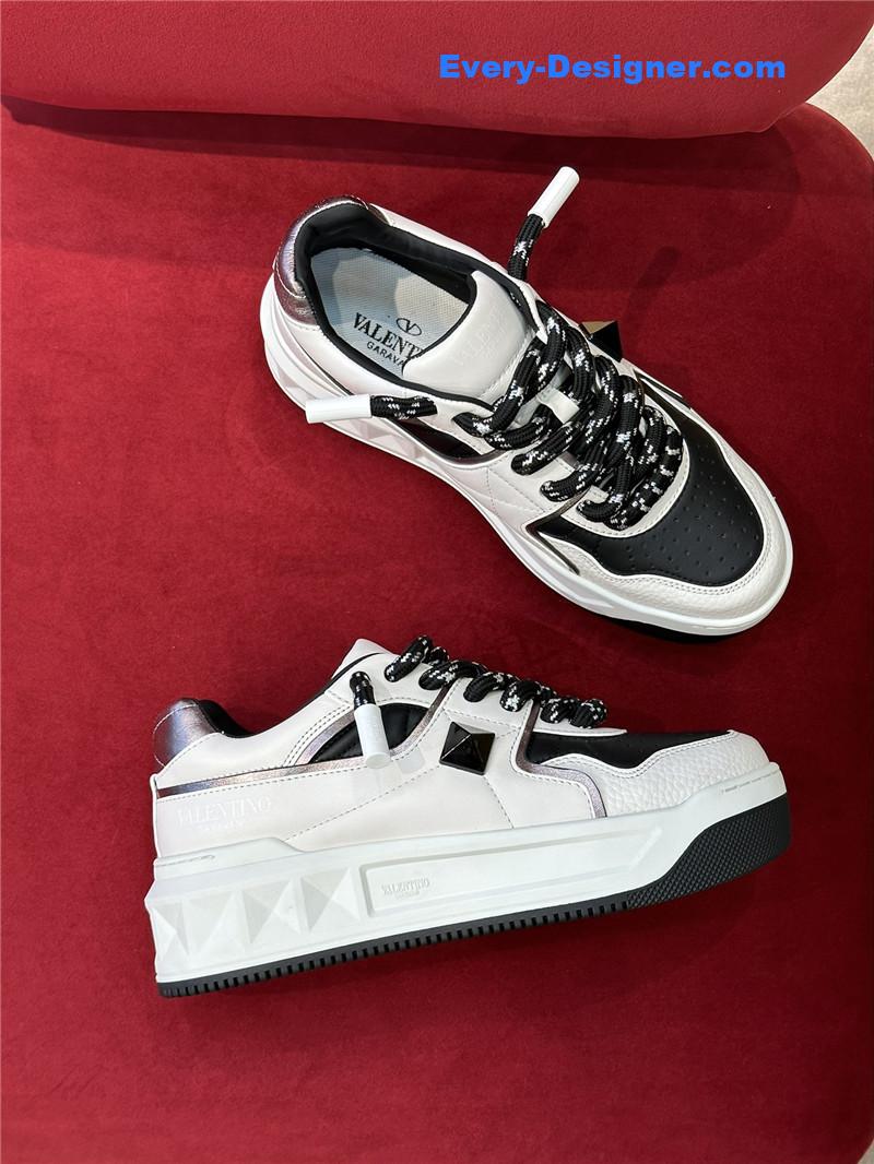 Va1e*ntin0 thick sole casual shoes