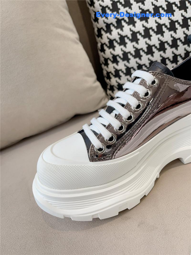 a1exa*der Mcqv*en new canvas series thick-soled dad shoes
