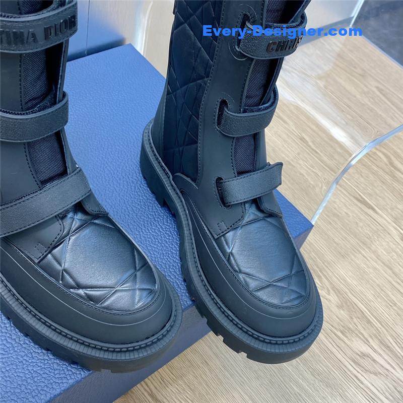 D10r low heel round toe lace up knight boots
